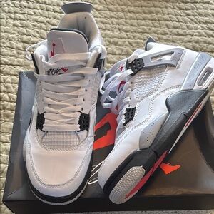 Nike Air Jordan 4 Retro White